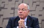 À mesa, em pronunciamento, ministro de Estado das Relações Exteriores, Mauro Vieira.